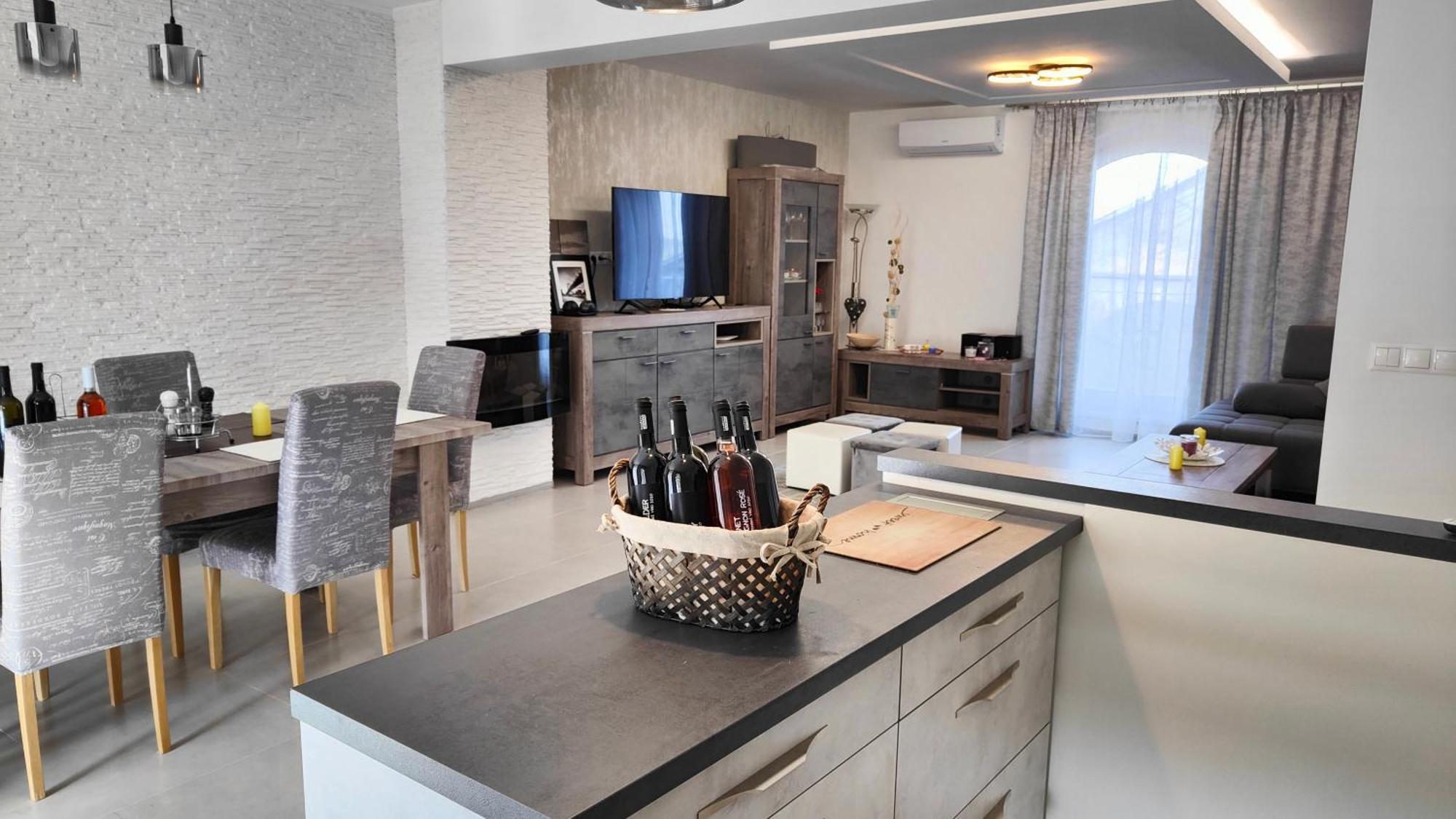 Apartmany - Vinarstvi Igor Herzan Prusanky Exterior photo